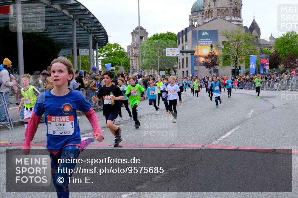 25.04.2026 - Das Zehntel Tim E. http://msf.ph/oto/9575685 25.04.2026 10:54:29 Ziel 5088, 5098, 5132, 5252, 5355, 5360, 5421, 5590, 5591, 5754, 5797, 5802, 5847, 6017, 6070, 6094, 6102, 6421, 6557, 6880, 6997, 7097, 7102, 7256, 7341, 7655, 7717, 7905 meine-sportfotos.de