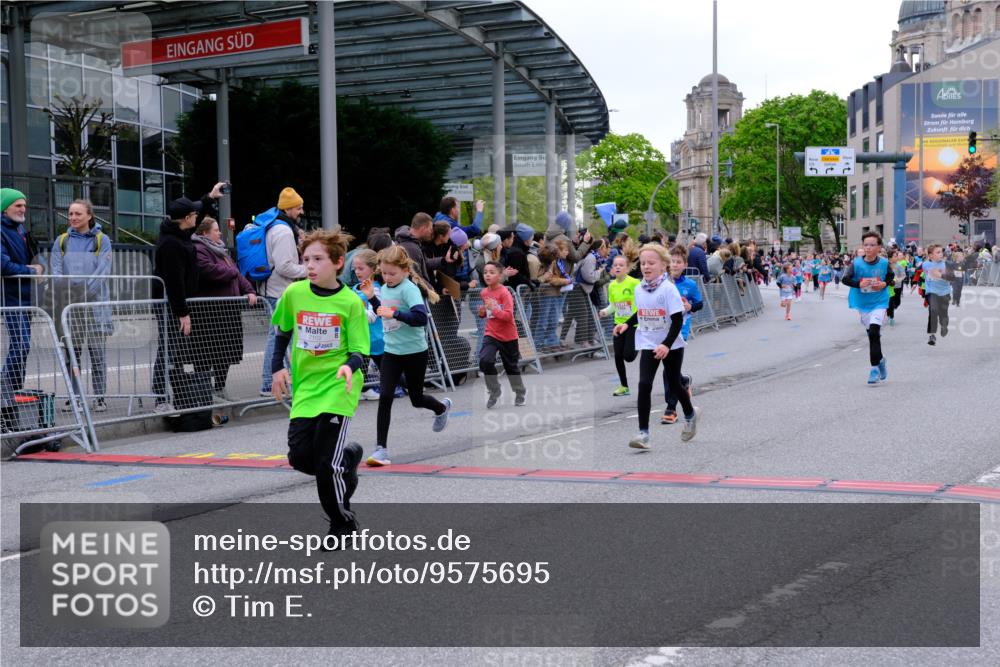 25.04.2026 - Das Zehntel Tim E. http://msf.ph/oto/9575695 25.04.2026 10:54:30 Ziel 5088, 5098, 5132, 5252, 5360, 5421, 5590, 5754, 5797, 5802, 5847, 6017, 6070, 6094, 6102, 6109, 6127, 6421, 6557, 6880, 6997, 7097, 7102, 7256, 7341, 7584, 7601, 7655, 7717, 7905 meine-sportfotos.de