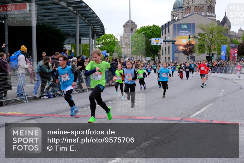 25.04.2026 - Das Zehntel Tim E. http://msf.ph/oto/9575706 25.04.2026 10:54:33 Ziel 5132, 5252, 5360, 5421, 5754, 5797, 5802, 5847, 6070, 6094, 6102, 6109, 6127, 6386, 6421, 6880, 6997, 7097, 7102, 7130, 7256, 7341, 7584, 7601, 7655, 7717, 7905 meine-sportfotos.de