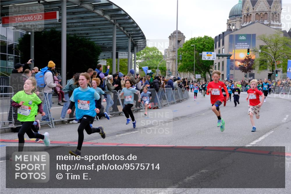 25.04.2026 - Das Zehntel Tim E. http://msf.ph/oto/9575714 25.04.2026 10:54:34 Ziel 5132, 5252, 5360, 5421, 5754, 5797, 5802, 5805, 5847, 6094, 6102, 6109, 6127, 6386, 6421, 6636, 6653, 6880, 6997, 7097, 7102, 7130, 7256, 7341, 7584, 7601, 7655, 7717, 7905 meine-sportfotos.de