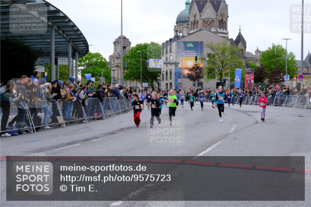 25.04.2026 - Das Zehntel Tim E. http://msf.ph/oto/9575723 25.04.2026 10:54:37 Ziel 5132, 5252, 5360, 5432, 5445, 5726, 5754, 5770, 5778, 5797, 5802, 5805, 6094, 6109, 6127, 6386, 6543, 6636, 6653, 7097, 7130, 7256, 7341, 7584, 7601, 7655, 7717, 7813, 7851, 8008 meine-sportfotos.de