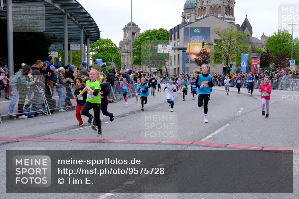 25.04.2026 - Das Zehntel Tim E. http://msf.ph/oto/9575728 25.04.2026 10:54:38 Ziel 5084, 5252, 5360, 5370, 5432, 5445, 5726, 5770, 5778, 5797, 5802, 5805, 6109, 6127, 6322, 6386, 6543, 6636, 6653, 7097, 7130, 7256, 7341, 7584, 7601, 7655, 7717, 7813, 7851, 8008 meine-sportfotos.de