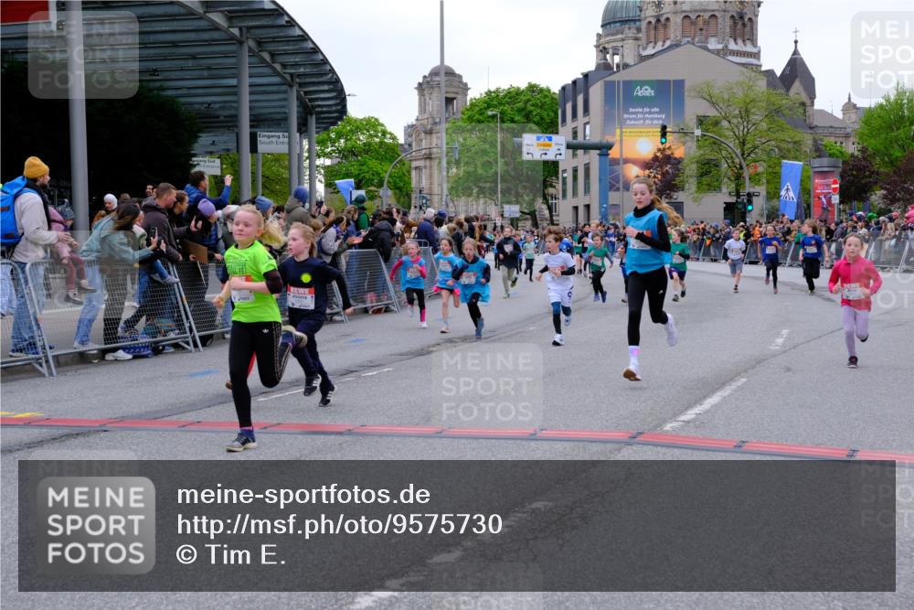 25.04.2026 - Das Zehntel Tim E. http://msf.ph/oto/9575730 25.04.2026 10:54:39 Ziel 5084, 5252, 5370, 5432, 5445, 5726, 5770, 5778, 5797, 5802, 5805, 6109, 6127, 6322, 6386, 6543, 6636, 6653, 6666, 7097, 7130, 7256, 7341, 7584, 7601, 7655, 7813, 7851, 7925, 8008 meine-sportfotos.de