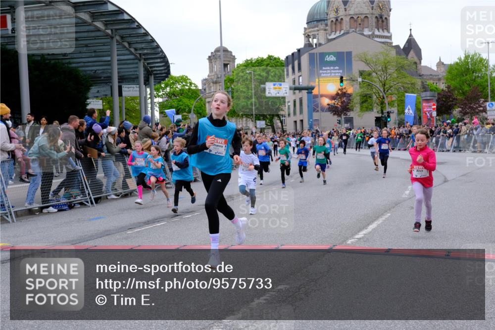 25.04.2026 - Das Zehntel Tim E. http://msf.ph/oto/9575733 25.04.2026 10:54:40 Ziel 5084, 5252, 5370, 5432, 5445, 5726, 5770, 5778, 5797, 5798, 5805, 6109, 6127, 6322, 6386, 6543, 6636, 6653, 6666, 7097, 7130, 7584, 7601, 7655, 7813, 7851, 7925, 8008 meine-sportfotos.de