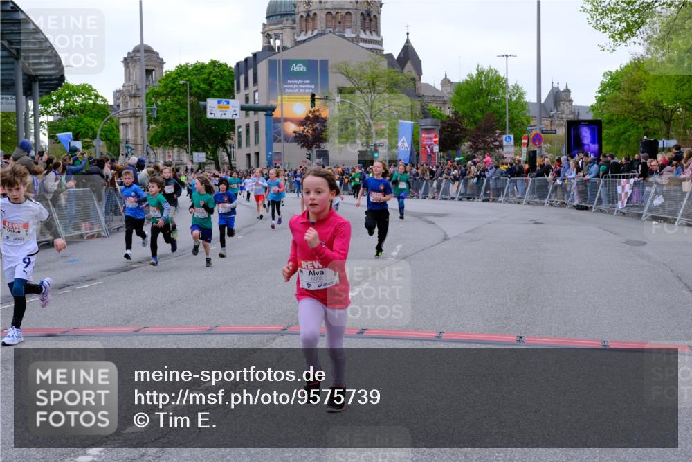 25.04.2026 - Das Zehntel Tim E. http://msf.ph/oto/9575739 25.04.2026 10:54:41 Ziel 5084, 5252, 5370, 5432, 5445, 5726, 5770, 5778, 5797, 5798, 5805, 6026, 6109, 6127, 6322, 6386, 6543, 6636, 6653, 6666, 7097, 7130, 7584, 7601, 7813, 7851, 7925, 8008 meine-sportfotos.de