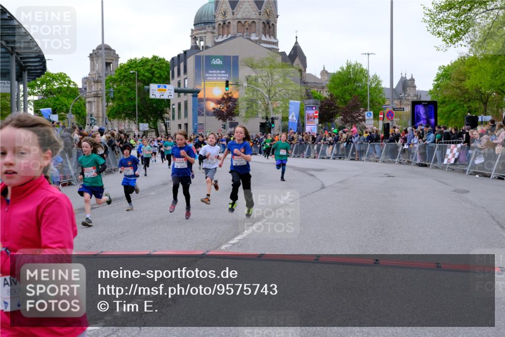 25.04.2026 - Das Zehntel Tim E. http://msf.ph/oto/9575743 25.04.2026 10:54:41 Ziel 5084, 5252, 5370, 5432, 5445, 5726, 5770, 5778, 5797, 5798, 5805, 6026, 6109, 6127, 6322, 6386, 6543, 6636, 6653, 6666, 7097, 7130, 7584, 7601, 7813, 7851, 7925, 8008 meine-sportfotos.de