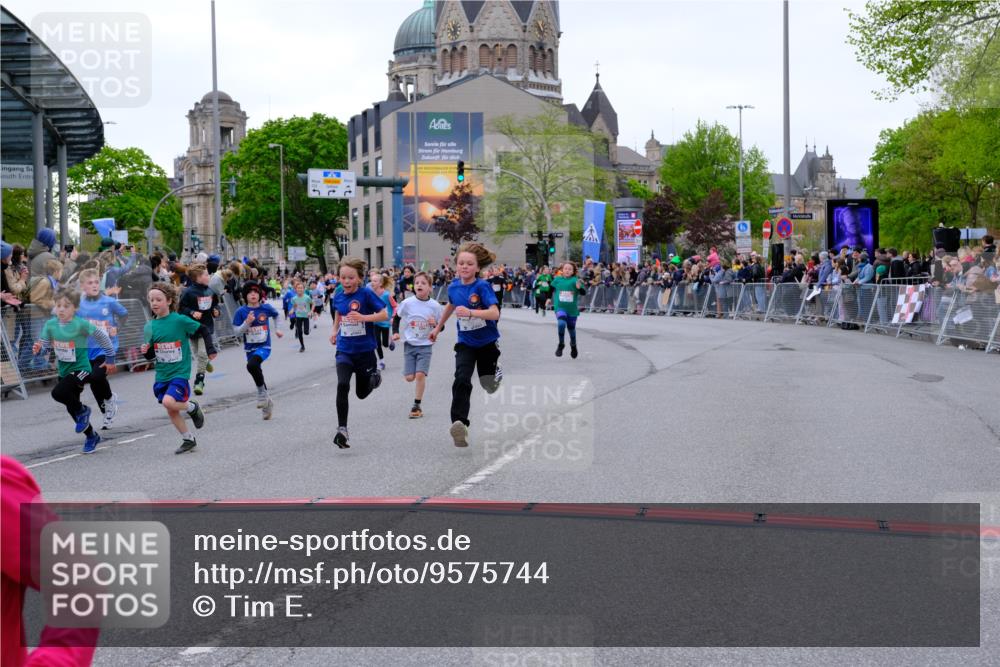 25.04.2026 - Das Zehntel Tim E. http://msf.ph/oto/9575744 25.04.2026 10:54:41 Ziel 5084, 5252, 5370, 5432, 5445, 5726, 5770, 5778, 5797, 5798, 5805, 6026, 6109, 6127, 6322, 6386, 6543, 6636, 6653, 6666, 7097, 7130, 7584, 7601, 7813, 7851, 7925, 8008 meine-sportfotos.de