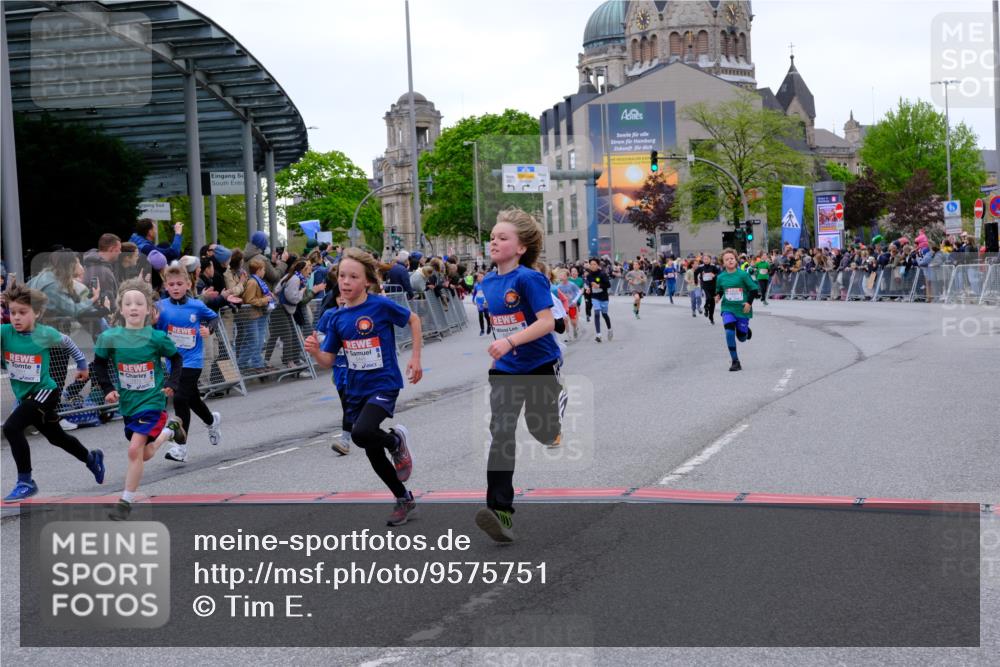 25.04.2026 - Das Zehntel Tim E. http://msf.ph/oto/9575751 25.04.2026 10:54:42 Ziel 5084, 5370, 5432, 5445, 5726, 5770, 5778, 5798, 5805, 6026, 6109, 6127, 6322, 6386, 6543, 6636, 6653, 6666, 6748, 7130, 7584, 7601, 7813, 7851, 7925, 8008 meine-sportfotos.de