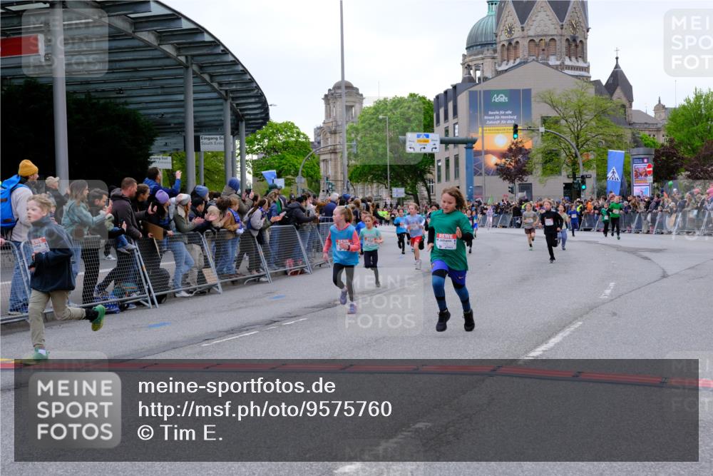 25.04.2026 - Das Zehntel Tim E. http://msf.ph/oto/9575760 25.04.2026 10:54:44 Ziel 5084, 5370, 5432, 5445, 5726, 5770, 5778, 5798, 5805, 5923, 6026, 6217, 6299, 6322, 6406, 6514, 6543, 6636, 6653, 6666, 6748, 7130, 7813, 7851, 7893, 7925, 8008 meine-sportfotos.de