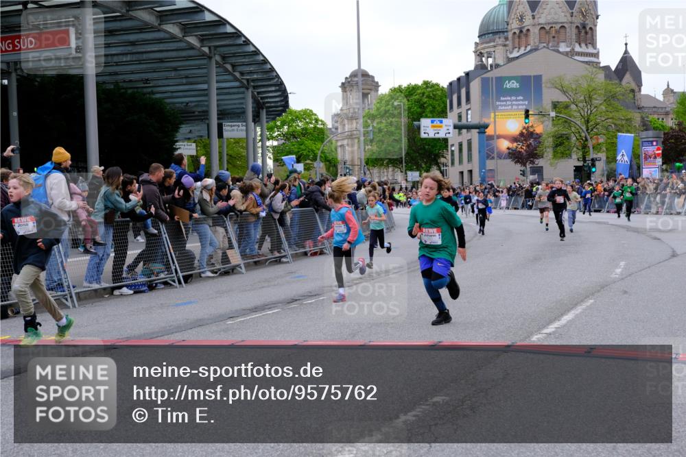25.04.2026 - Das Zehntel Tim E. http://msf.ph/oto/9575762 25.04.2026 10:54:44 Ziel 5084, 5370, 5432, 5445, 5726, 5770, 5778, 5798, 5805, 5923, 6026, 6217, 6299, 6322, 6406, 6514, 6543, 6636, 6653, 6666, 6748, 7130, 7813, 7851, 7893, 7925, 8008 meine-sportfotos.de