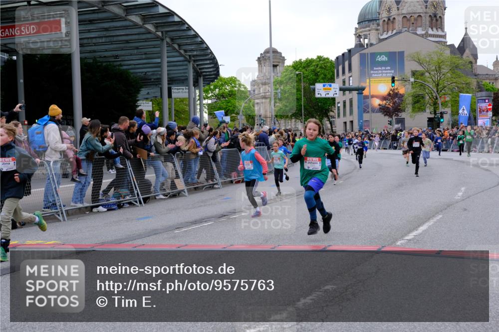 25.04.2026 - Das Zehntel Tim E. http://msf.ph/oto/9575763 25.04.2026 10:54:44 Ziel 5084, 5370, 5432, 5445, 5726, 5770, 5778, 5798, 5805, 5923, 6026, 6217, 6299, 6322, 6406, 6514, 6543, 6636, 6653, 6666, 6748, 7130, 7813, 7851, 7893, 7925, 8008 meine-sportfotos.de