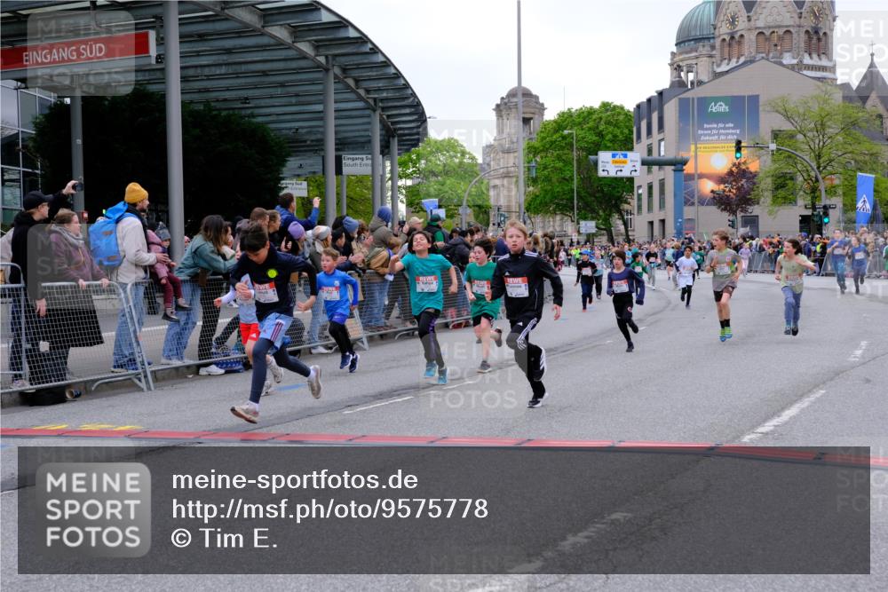 25.04.2026 - Das Zehntel Tim E. http://msf.ph/oto/9575778 25.04.2026 10:54:47 Ziel 5084, 5116, 5370, 5432, 5445, 5726, 5770, 5778, 5798, 5857, 5923, 6026, 6217, 6299, 6322, 6404, 6406, 6499, 6514, 6539, 6543, 6666, 6748, 6909, 7813, 7851, 7893, 7925, 8008 meine-sportfotos.de