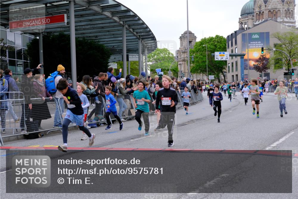 25.04.2026 - Das Zehntel Tim E. http://msf.ph/oto/9575781 25.04.2026 10:54:47 Ziel 5084, 5116, 5370, 5432, 5445, 5726, 5770, 5778, 5798, 5857, 5923, 6026, 6217, 6299, 6322, 6404, 6406, 6499, 6514, 6539, 6543, 6666, 6748, 6909, 7813, 7851, 7893, 7925, 8008 meine-sportfotos.de