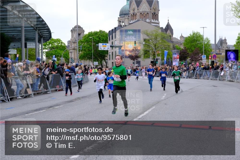 25.04.2026 - Das Zehntel Tim E. http://msf.ph/oto/9575801 25.04.2026 10:54:51 Ziel 5116, 5388, 5456, 5674, 5798, 5857, 5923, 5927, 5959, 6026, 6206, 6217, 6249, 6299, 6404, 6406, 6499, 6514, 6539, 6666, 6748, 6909, 7500, 7517, 7618, 7893, 7925 meine-sportfotos.de