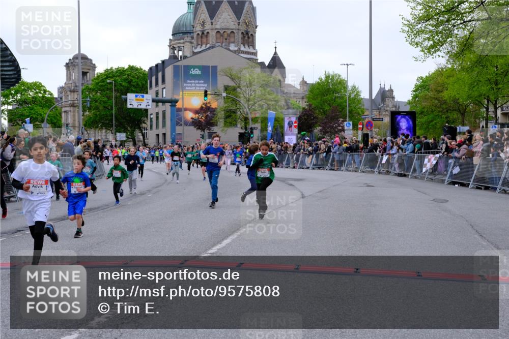 25.04.2026 - Das Zehntel Tim E. http://msf.ph/oto/9575808 25.04.2026 10:54:52 Ziel 5116, 5388, 5456, 5674, 5798, 5857, 5923, 5927, 5959, 6026, 6206, 6217, 6249, 6299, 6404, 6406, 6499, 6514, 6539, 6748, 6909, 7500, 7517, 7618, 7893 meine-sportfotos.de