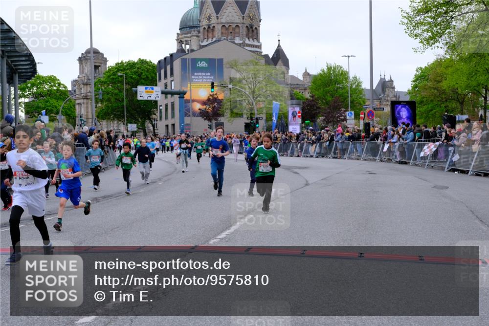 25.04.2026 - Das Zehntel Tim E. http://msf.ph/oto/9575810 25.04.2026 10:54:52 Ziel 5116, 5388, 5456, 5674, 5798, 5857, 5923, 5927, 5959, 6026, 6206, 6217, 6249, 6299, 6404, 6406, 6499, 6514, 6539, 6748, 6909, 7500, 7517, 7618, 7893 meine-sportfotos.de