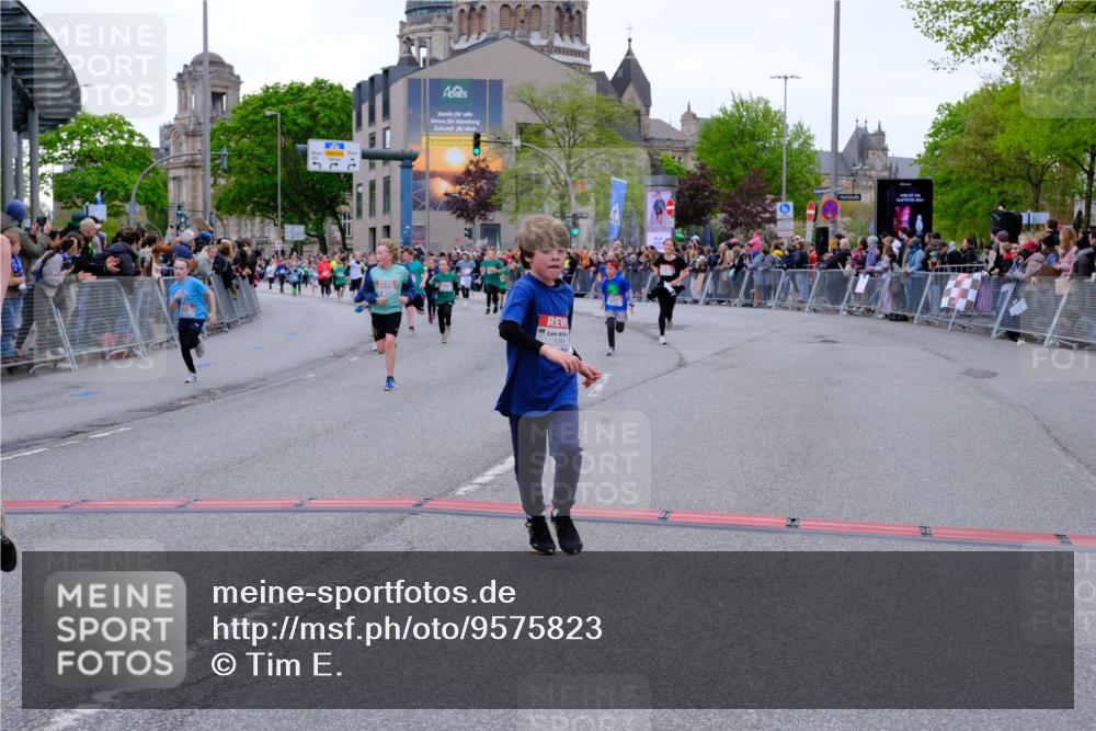 25.04.2026 - Das Zehntel Tim E. http://msf.ph/oto/9575823 25.04.2026 10:54:56 Ziel 5116, 5388, 5394, 5456, 5674, 5857, 5880, 5927, 5959, 6061, 6090, 6206, 6221, 6249, 6404, 6499, 6514, 6539, 6909, 6958, 7500, 7517, 7618, 7807, 7893 meine-sportfotos.de