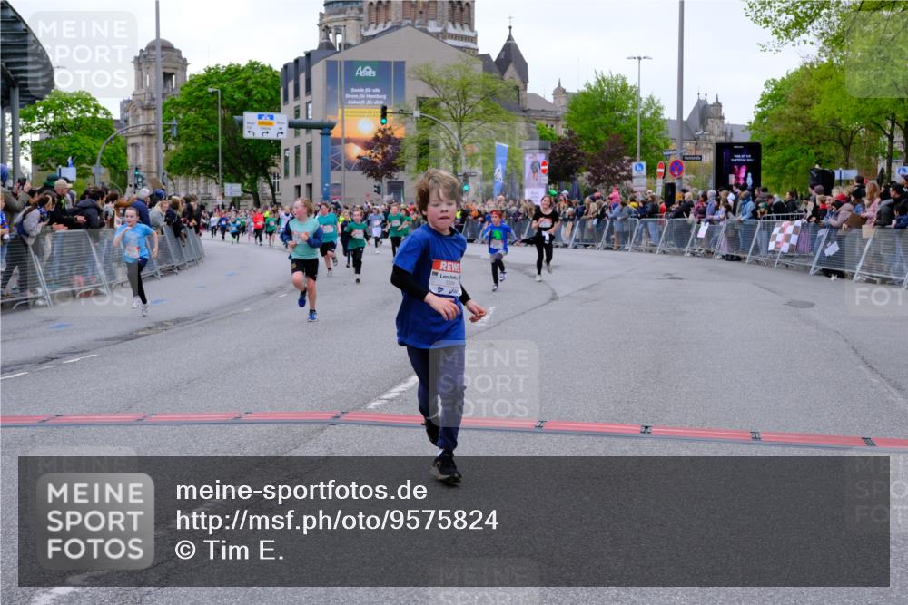 25.04.2026 - Das Zehntel Tim E. http://msf.ph/oto/9575824 25.04.2026 10:54:56 Ziel 5116, 5388, 5394, 5456, 5674, 5857, 5880, 5927, 5959, 6061, 6090, 6206, 6221, 6249, 6404, 6499, 6514, 6539, 6909, 6958, 7500, 7517, 7618, 7807, 7893 meine-sportfotos.de