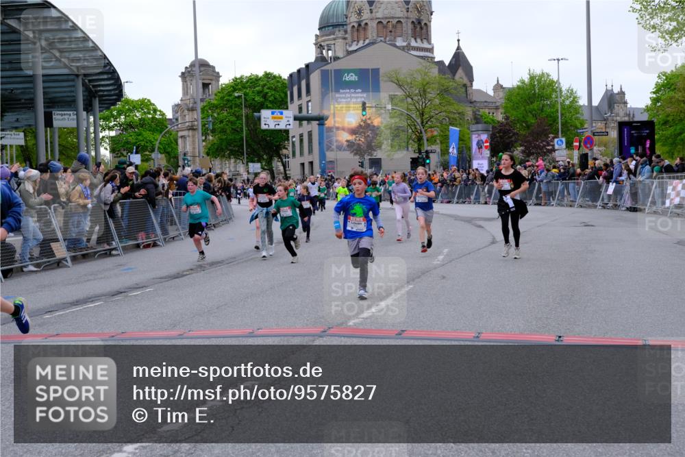 25.04.2026 - Das Zehntel Tim E. http://msf.ph/oto/9575827 25.04.2026 10:54:58 Ziel 5116, 5388, 5394, 5456, 5498, 5674, 5857, 5880, 5927, 5959, 6007, 6061, 6090, 6206, 6221, 6249, 6958, 7177, 7500, 7517, 7618, 7701, 7807, 7856 meine-sportfotos.de
