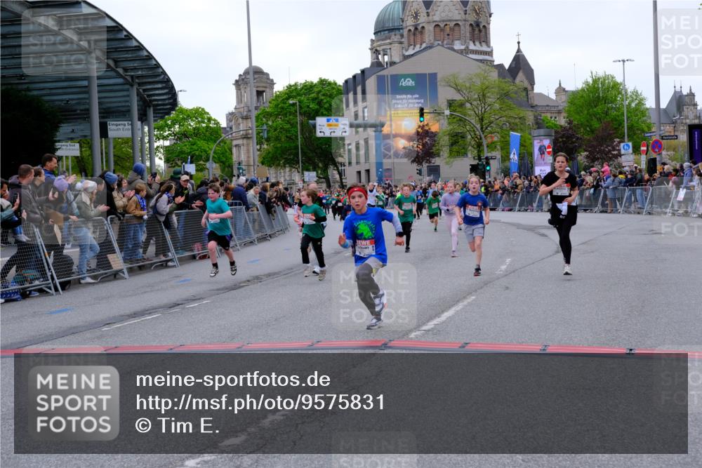25.04.2026 - Das Zehntel Tim E. http://msf.ph/oto/9575831 25.04.2026 10:54:59 Ziel 5116, 5388, 5394, 5456, 5498, 5674, 5880, 5927, 5959, 6007, 6061, 6090, 6206, 6221, 6249, 6958, 7177, 7500, 7517, 7618, 7701, 7807, 7837, 7856 meine-sportfotos.de
