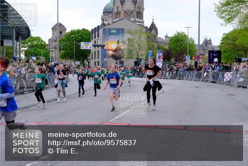 25.04.2026 - Das Zehntel Tim E. http://msf.ph/oto/9575837 25.04.2026 10:55:00 Ziel 5388, 5394, 5456, 5498, 5674, 5880, 5927, 5959, 6007, 6061, 6090, 6206, 6221, 6249, 6958, 7177, 7500, 7517, 7618, 7701, 7759, 7807, 7837, 7849, 7856, 7970 meine-sportfotos.de