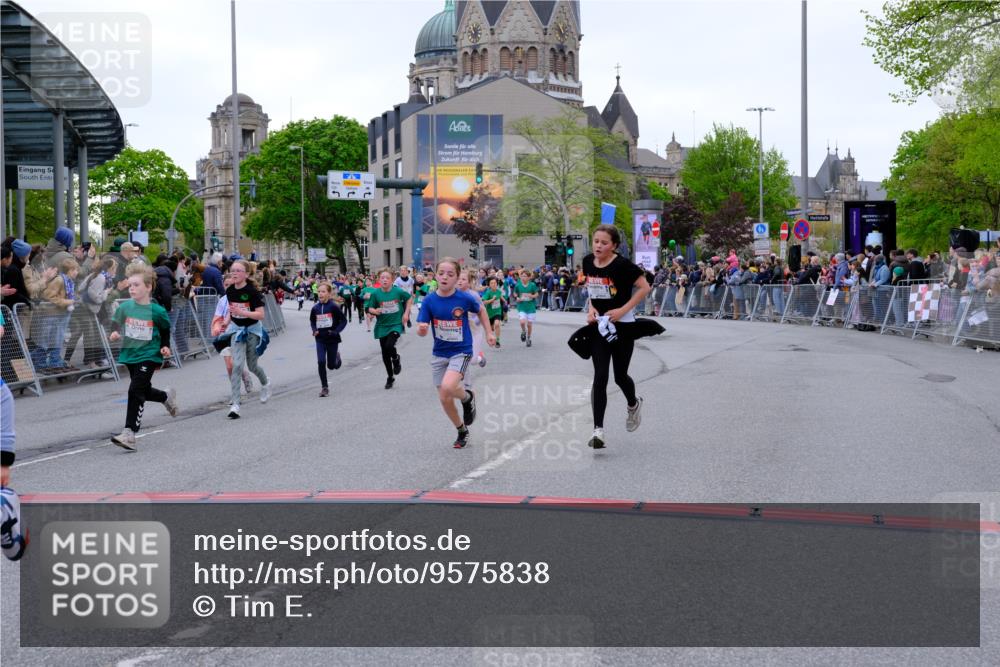 25.04.2026 - Das Zehntel Tim E. http://msf.ph/oto/9575838 25.04.2026 10:55:00 Ziel 5388, 5394, 5456, 5498, 5674, 5880, 5927, 5959, 6007, 6061, 6090, 6206, 6221, 6249, 6958, 7177, 7500, 7517, 7618, 7701, 7759, 7807, 7837, 7849, 7856, 7970 meine-sportfotos.de
