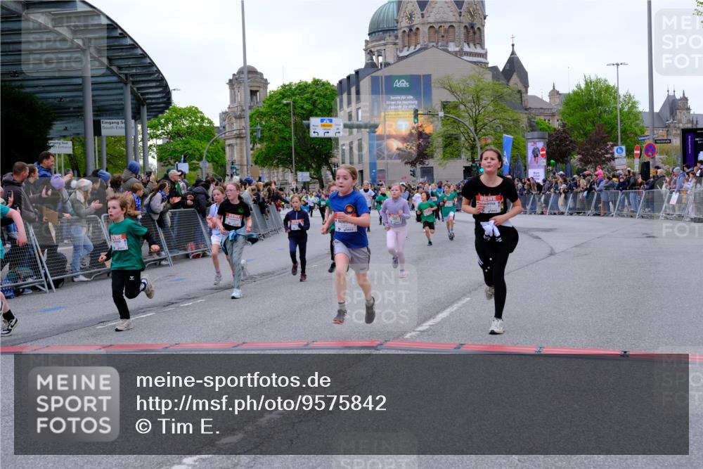 25.04.2026 - Das Zehntel Tim E. http://msf.ph/oto/9575842 25.04.2026 10:55:00 Ziel 5388, 5394, 5456, 5498, 5674, 5880, 5927, 5959, 6007, 6061, 6090, 6206, 6221, 6249, 6958, 7177, 7500, 7517, 7618, 7701, 7759, 7807, 7837, 7849, 7856, 7970 meine-sportfotos.de