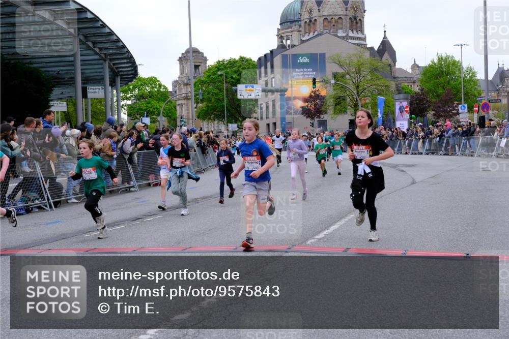 25.04.2026 - Das Zehntel Tim E. http://msf.ph/oto/9575843 25.04.2026 10:55:00 Ziel 5388, 5394, 5456, 5498, 5674, 5880, 5927, 5959, 6007, 6061, 6090, 6206, 6221, 6249, 6958, 7177, 7500, 7517, 7618, 7701, 7759, 7807, 7837, 7849, 7856, 7970 meine-sportfotos.de