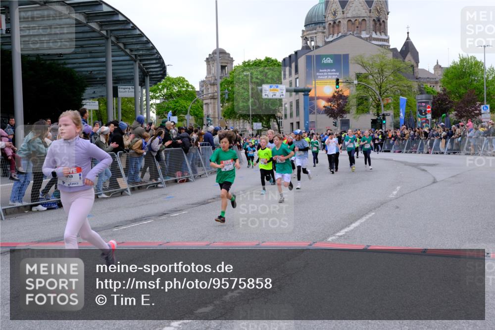 25.04.2026 - Das Zehntel Tim E. http://msf.ph/oto/9575858 25.04.2026 10:55:03 Ziel 5038, 5394, 5498, 5880, 6007, 6061, 6090, 6206, 6221, 6374, 6498, 6501, 6958, 7177, 7209, 7500, 7517, 7701, 7759, 7807, 7837, 7849, 7856, 7944, 7948, 7970 meine-sportfotos.de