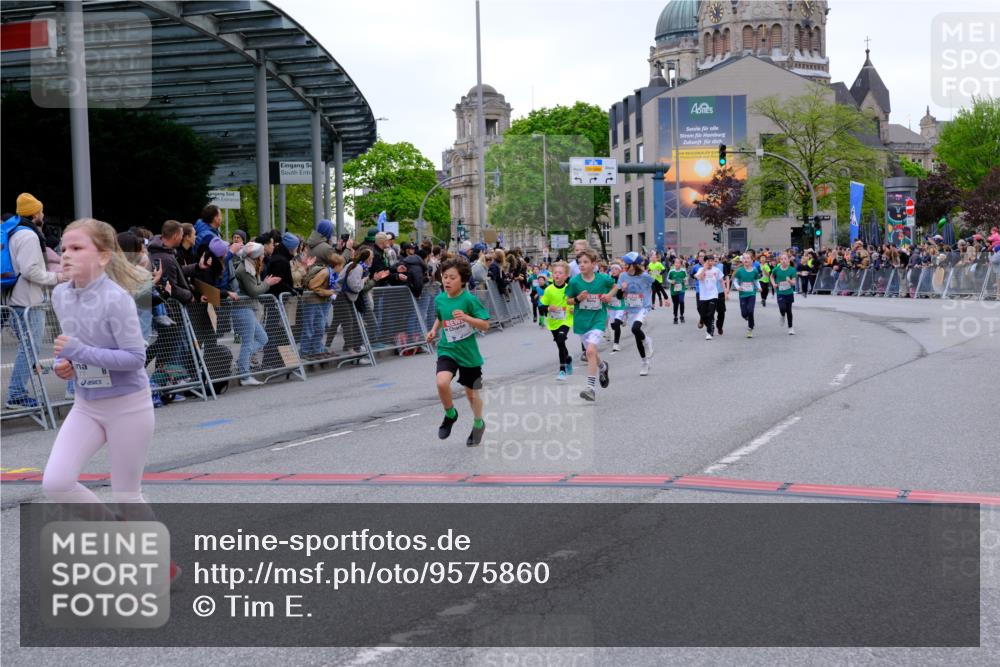 25.04.2026 - Das Zehntel Tim E. http://msf.ph/oto/9575860 25.04.2026 10:55:03 Ziel 5038, 5394, 5498, 5880, 6007, 6061, 6090, 6206, 6221, 6374, 6498, 6501, 6958, 7177, 7209, 7500, 7517, 7701, 7759, 7807, 7837, 7849, 7856, 7944, 7948, 7970 meine-sportfotos.de