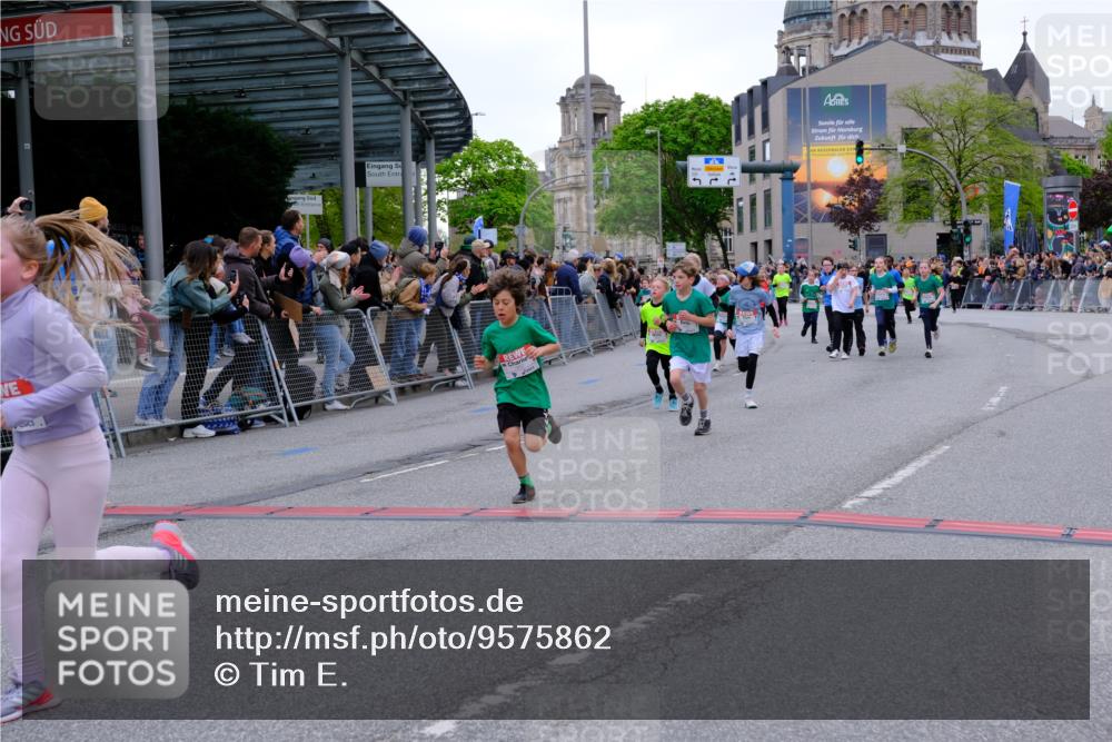 25.04.2026 - Das Zehntel Tim E. http://msf.ph/oto/9575862 25.04.2026 10:55:04 Ziel 5038, 5394, 5498, 5880, 6007, 6061, 6090, 6221, 6354, 6359, 6374, 6498, 6501, 6958, 7177, 7200, 7209, 7701, 7759, 7807, 7837, 7849, 7856, 7944, 7948, 7970 meine-sportfotos.de