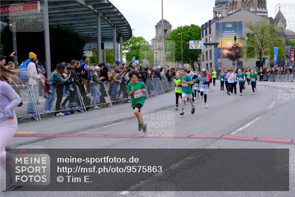 25.04.2026 - Das Zehntel Tim E. http://msf.ph/oto/9575863 25.04.2026 10:55:04 Ziel 5038, 5394, 5498, 5880, 6007, 6061, 6090, 6221, 6354, 6359, 6374, 6498, 6501, 6958, 7177, 7200, 7209, 7701, 7759, 7807, 7837, 7849, 7856, 7944, 7948, 7970 meine-sportfotos.de