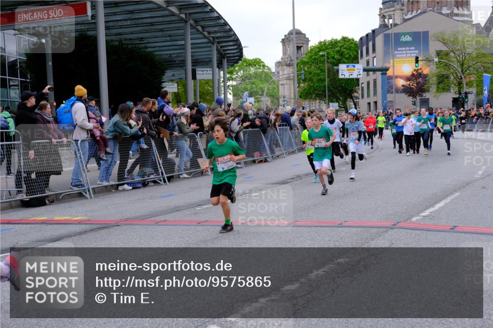25.04.2026 - Das Zehntel Tim E. http://msf.ph/oto/9575865 25.04.2026 10:55:04 Ziel 5038, 5394, 5498, 5880, 6007, 6061, 6090, 6221, 6354, 6359, 6374, 6498, 6501, 6958, 7177, 7200, 7209, 7701, 7759, 7807, 7837, 7849, 7856, 7944, 7948, 7970 meine-sportfotos.de
