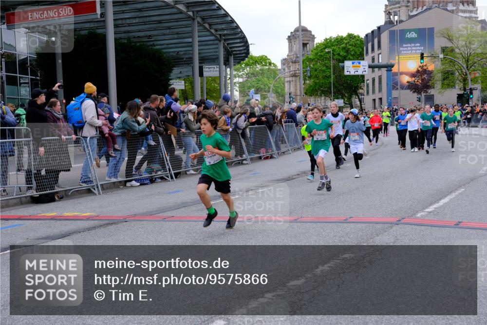 25.04.2026 - Das Zehntel Tim E. http://msf.ph/oto/9575866 25.04.2026 10:55:04 Ziel 5038, 5394, 5498, 5880, 6007, 6061, 6090, 6221, 6354, 6359, 6374, 6498, 6501, 6958, 7177, 7200, 7209, 7701, 7759, 7807, 7837, 7849, 7856, 7944, 7948, 7970 meine-sportfotos.de