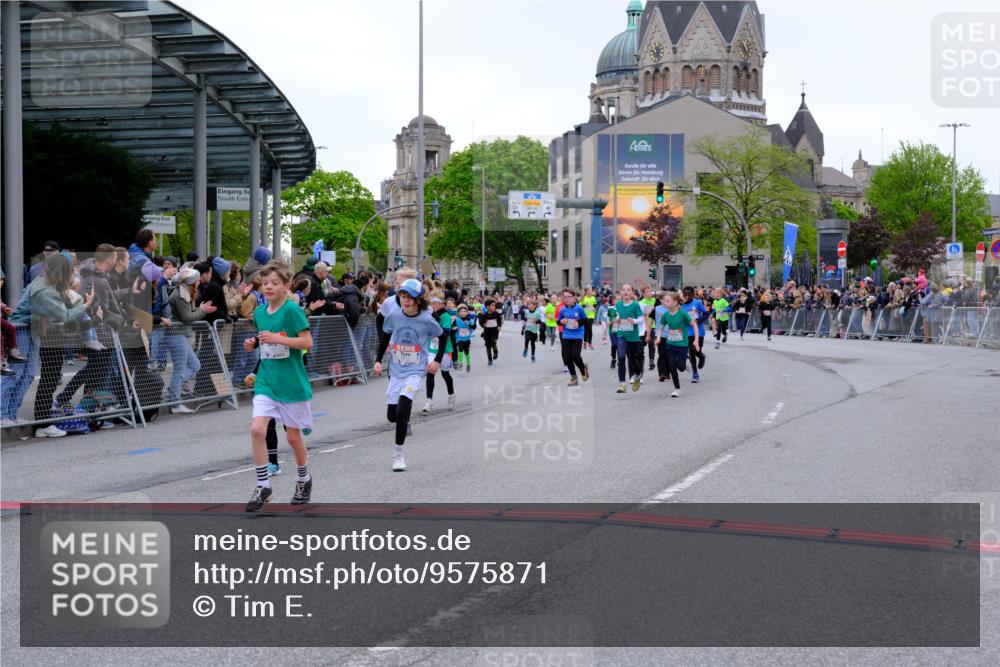 25.04.2026 - Das Zehntel Tim E. http://msf.ph/oto/9575871 25.04.2026 10:55:05 Ziel 5038, 5394, 5498, 5660, 5880, 6007, 6061, 6090, 6221, 6354, 6359, 6374, 6498, 6501, 6958, 7149, 7177, 7200, 7209, 7701, 7759, 7807, 7837, 7849, 7856, 7944, 7948, 7970 meine-sportfotos.de