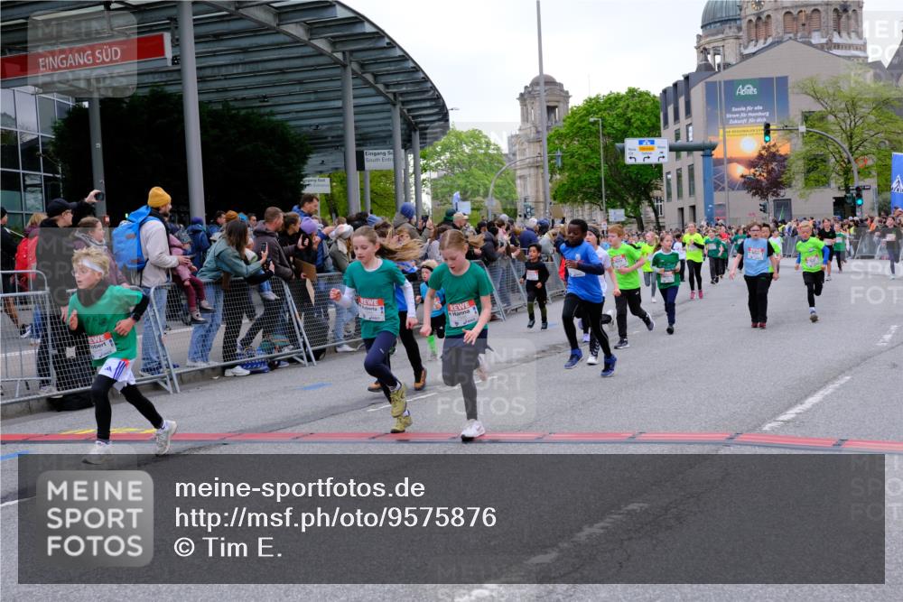 25.04.2026 - Das Zehntel Tim E. http://msf.ph/oto/9575876 25.04.2026 10:55:08 Ziel 5038, 5244, 5250, 5490, 5498, 5660, 5926, 5990, 6007, 6354, 6359, 6374, 6498, 6501, 6954, 6973, 7149, 7177, 7200, 7209, 7258, 7701, 7759, 7807, 7837, 7849, 7856, 7944, 7948, 7970 meine-sportfotos.de