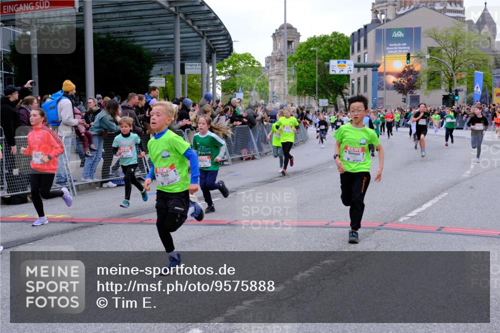 25.04.2026 - Das Zehntel Tim E. http://msf.ph/oto/9575888 25.04.2026 10:55:11 Ziel 5038, 5244, 5250, 5486, 5490, 5497, 5521, 5660, 5926, 5990, 6354, 6359, 6374, 6498, 6501, 6905, 6954, 6973, 7149, 7200, 7209, 7251, 7258, 7386, 7679, 7759, 7837, 7843, 7849, 7944, 7948, 7970 meine-sportfotos.de