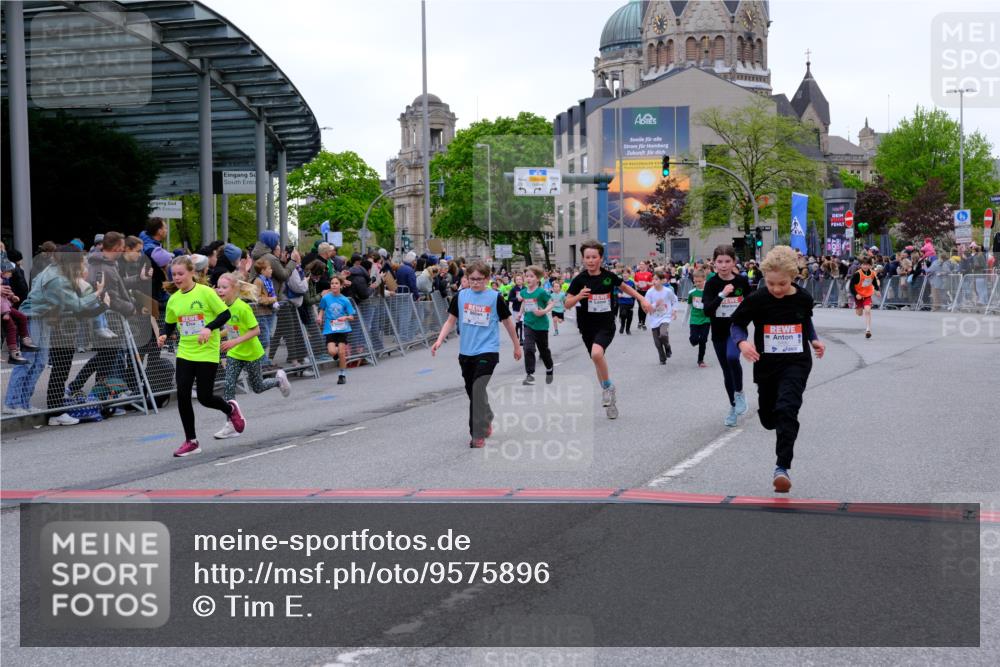 25.04.2026 - Das Zehntel Tim E. http://msf.ph/oto/9575896 25.04.2026 10:55:13 Ziel 5038, 5207, 5244, 5250, 5486, 5490, 5497, 5521, 5553, 5660, 5926, 5963, 5977, 5990, 6354, 6359, 6374, 6498, 6501, 6624, 6905, 6954, 6973, 7149, 7200, 7209, 7251, 7258, 7386, 7543, 7679, 7722, 7843, 7944, 7948 meine-sportfotos.de