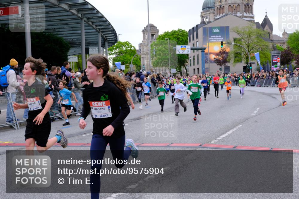 25.04.2026 - Das Zehntel Tim E. http://msf.ph/oto/9575904 25.04.2026 10:55:14 Ziel 5207, 5244, 5250, 5486, 5490, 5497, 5521, 5553, 5660, 5926, 5963, 5977, 5990, 6354, 6359, 6498, 6501, 6624, 6677, 6905, 6954, 6973, 7149, 7200, 7251, 7258, 7386, 7543, 7679, 7722, 7843, 7944, 7948 meine-sportfotos.de