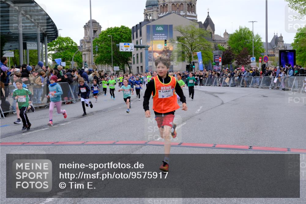 25.04.2026 - Das Zehntel Tim E. http://msf.ph/oto/9575917 25.04.2026 10:55:17 Ziel 5099, 5207, 5244, 5250, 5364, 5381, 5405, 5486, 5490, 5497, 5521, 5549, 5553, 5660, 5926, 5963, 5977, 5990, 6152, 6624, 6677, 6905, 6954, 6973, 7090, 7149, 7240, 7251, 7258, 7308, 7386, 7543, 7679, 7722, 7843, 7879, 8000 meine-sportfotos.de