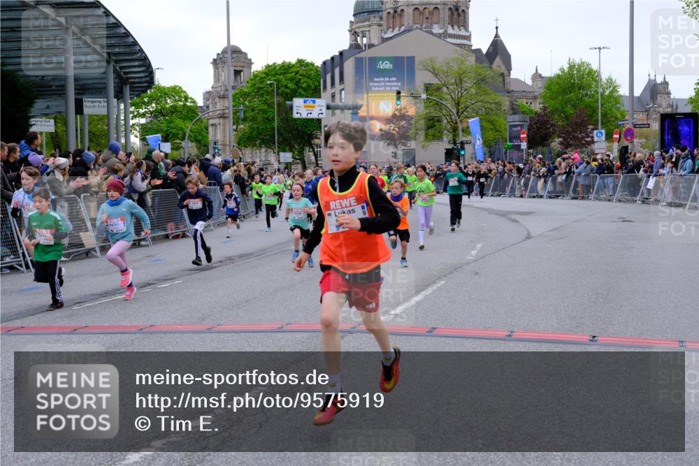 25.04.2026 - Das Zehntel Tim E. http://msf.ph/oto/9575919 25.04.2026 10:55:17 Ziel 5099, 5207, 5244, 5250, 5364, 5381, 5405, 5486, 5490, 5497, 5521, 5549, 5553, 5660, 5926, 5963, 5977, 5990, 6152, 6624, 6677, 6905, 6954, 6973, 7090, 7149, 7240, 7251, 7258, 7308, 7386, 7543, 7679, 7722, 7843, 7879, 8000 meine-sportfotos.de
