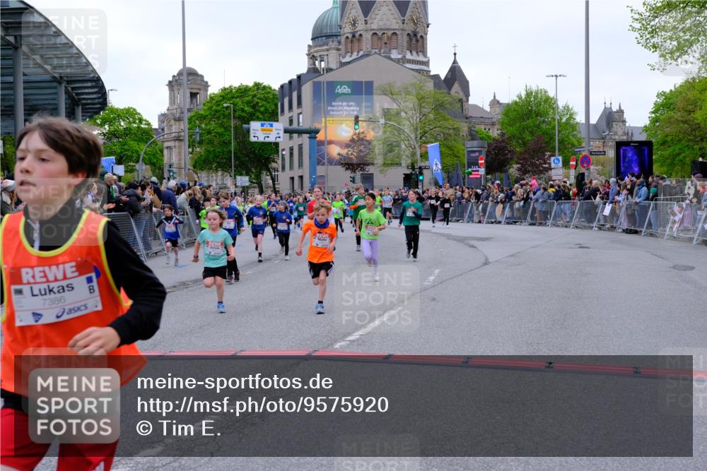 25.04.2026 - Das Zehntel Tim E. http://msf.ph/oto/9575920 25.04.2026 10:55:18 Ziel 5095, 5099, 5207, 5244, 5250, 5364, 5381, 5405, 5486, 5490, 5497, 5521, 5549, 5553, 5926, 5963, 5977, 5990, 6152, 6624, 6677, 6905, 6954, 6973, 7019, 7090, 7240, 7251, 7258, 7308, 7386, 7543, 7679, 7722, 7843, 7879, 8000 meine-sportfotos.de