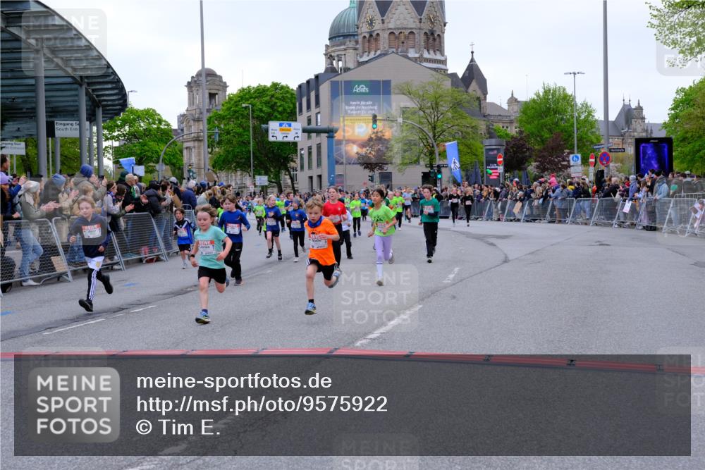 25.04.2026 - Das Zehntel Tim E. http://msf.ph/oto/9575922 25.04.2026 10:55:18 Ziel 5095, 5099, 5207, 5244, 5250, 5364, 5381, 5405, 5486, 5490, 5497, 5521, 5549, 5553, 5926, 5963, 5977, 5990, 6152, 6624, 6677, 6905, 6954, 6973, 7019, 7090, 7240, 7251, 7258, 7308, 7386, 7543, 7679, 7722, 7843, 7879, 8000 meine-sportfotos.de