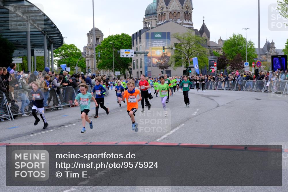 25.04.2026 - Das Zehntel Tim E. http://msf.ph/oto/9575924 25.04.2026 10:55:18 Ziel 5095, 5099, 5207, 5244, 5250, 5364, 5381, 5405, 5486, 5490, 5497, 5521, 5549, 5553, 5926, 5963, 5977, 5990, 6152, 6624, 6677, 6905, 6954, 6973, 7019, 7090, 7240, 7251, 7258, 7308, 7386, 7543, 7679, 7722, 7843, 7879, 8000 meine-sportfotos.de