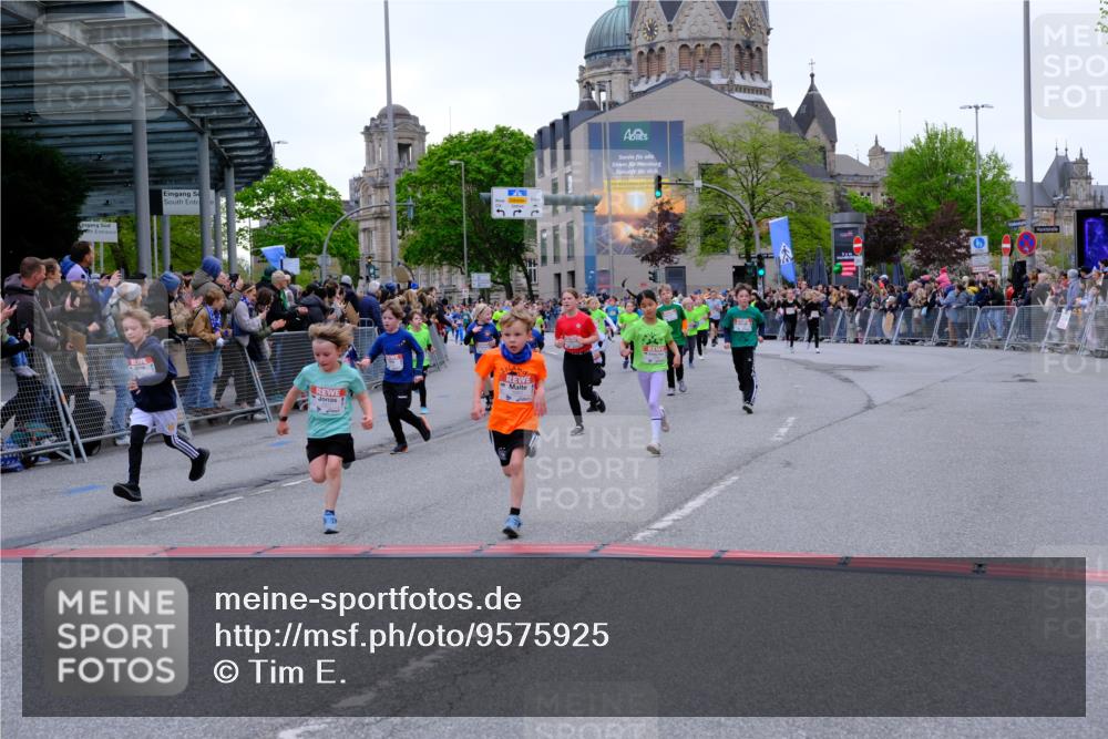 25.04.2026 - Das Zehntel Tim E. http://msf.ph/oto/9575925 25.04.2026 10:55:18 Ziel 5095, 5099, 5207, 5244, 5250, 5364, 5381, 5405, 5486, 5490, 5497, 5521, 5549, 5553, 5926, 5963, 5977, 5990, 6152, 6624, 6677, 6905, 6954, 6973, 7019, 7090, 7240, 7251, 7258, 7308, 7386, 7543, 7679, 7722, 7843, 7879, 8000 meine-sportfotos.de