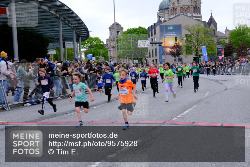 25.04.2026 - Das Zehntel Tim E. http://msf.ph/oto/9575928 25.04.2026 10:55:18 Ziel 5095, 5099, 5207, 5244, 5250, 5364, 5381, 5405, 5486, 5490, 5497, 5521, 5549, 5553, 5926, 5963, 5977, 5990, 6152, 6624, 6677, 6905, 6954, 6973, 7019, 7090, 7240, 7251, 7258, 7308, 7386, 7543, 7679, 7722, 7843, 7879, 8000 meine-sportfotos.de