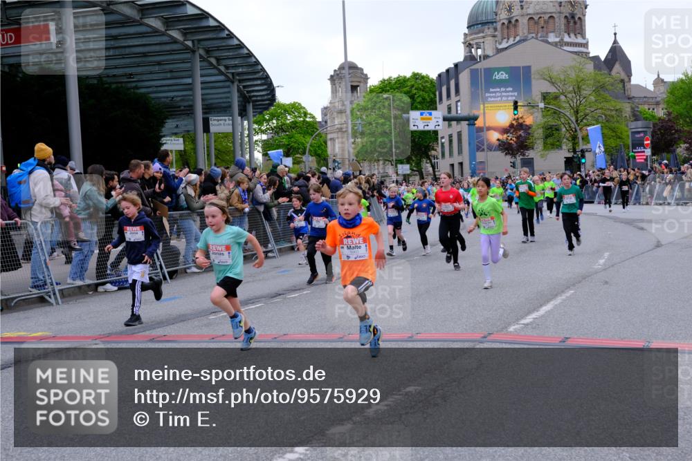 25.04.2026 - Das Zehntel Tim E. http://msf.ph/oto/9575929 25.04.2026 10:55:18 Ziel 5095, 5099, 5207, 5244, 5250, 5364, 5381, 5405, 5486, 5490, 5497, 5521, 5549, 5553, 5926, 5963, 5977, 5990, 6152, 6624, 6677, 6905, 6954, 6973, 7019, 7090, 7240, 7251, 7258, 7308, 7386, 7543, 7679, 7722, 7843, 7879, 8000 meine-sportfotos.de