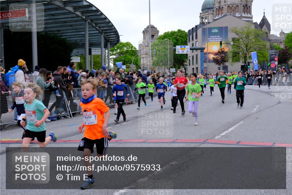 25.04.2026 - Das Zehntel Tim E. http://msf.ph/oto/9575933 25.04.2026 10:55:19 Ziel 5095, 5099, 5207, 5364, 5381, 5405, 5486, 5490, 5497, 5521, 5549, 5553, 5963, 5977, 6152, 6624, 6677, 6905, 7019, 7090, 7240, 7251, 7258, 7308, 7386, 7543, 7679, 7722, 7843, 7879, 8000 meine-sportfotos.de