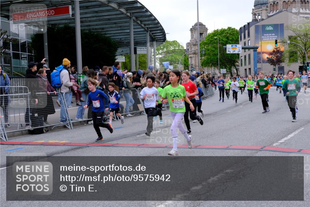 25.04.2026 - Das Zehntel Tim E. http://msf.ph/oto/9575942 25.04.2026 10:55:20 Ziel 5095, 5099, 5207, 5261, 5274, 5288, 5364, 5367, 5381, 5405, 5486, 5490, 5497, 5521, 5549, 5553, 5963, 5977, 6152, 6545, 6624, 6677, 6905, 7019, 7090, 7240, 7251, 7258, 7308, 7386, 7543, 7679, 7722, 7843, 7879, 8000 meine-sportfotos.de