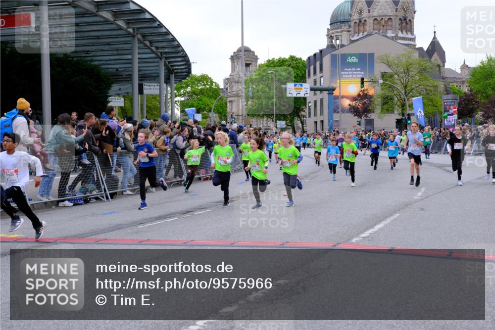 25.04.2026 - Das Zehntel Tim E. http://msf.ph/oto/9575966 25.04.2026 10:55:23 Ziel 5095, 5099, 5207, 5261, 5263, 5274, 5288, 5364, 5367, 5381, 5405, 5493, 5494, 5521, 5549, 5553, 5963, 5977, 6006, 6034, 6152, 6545, 6624, 6677, 6813, 7019, 7090, 7092, 7115, 7132, 7240, 7308, 7386, 7543, 7722, 7875, 7879, 8000, 8009 meine-sportfotos.de